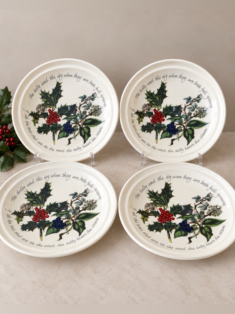 Portmeirion Holly & Ivy Set of 4 Dinner Plates 10” England Christmas